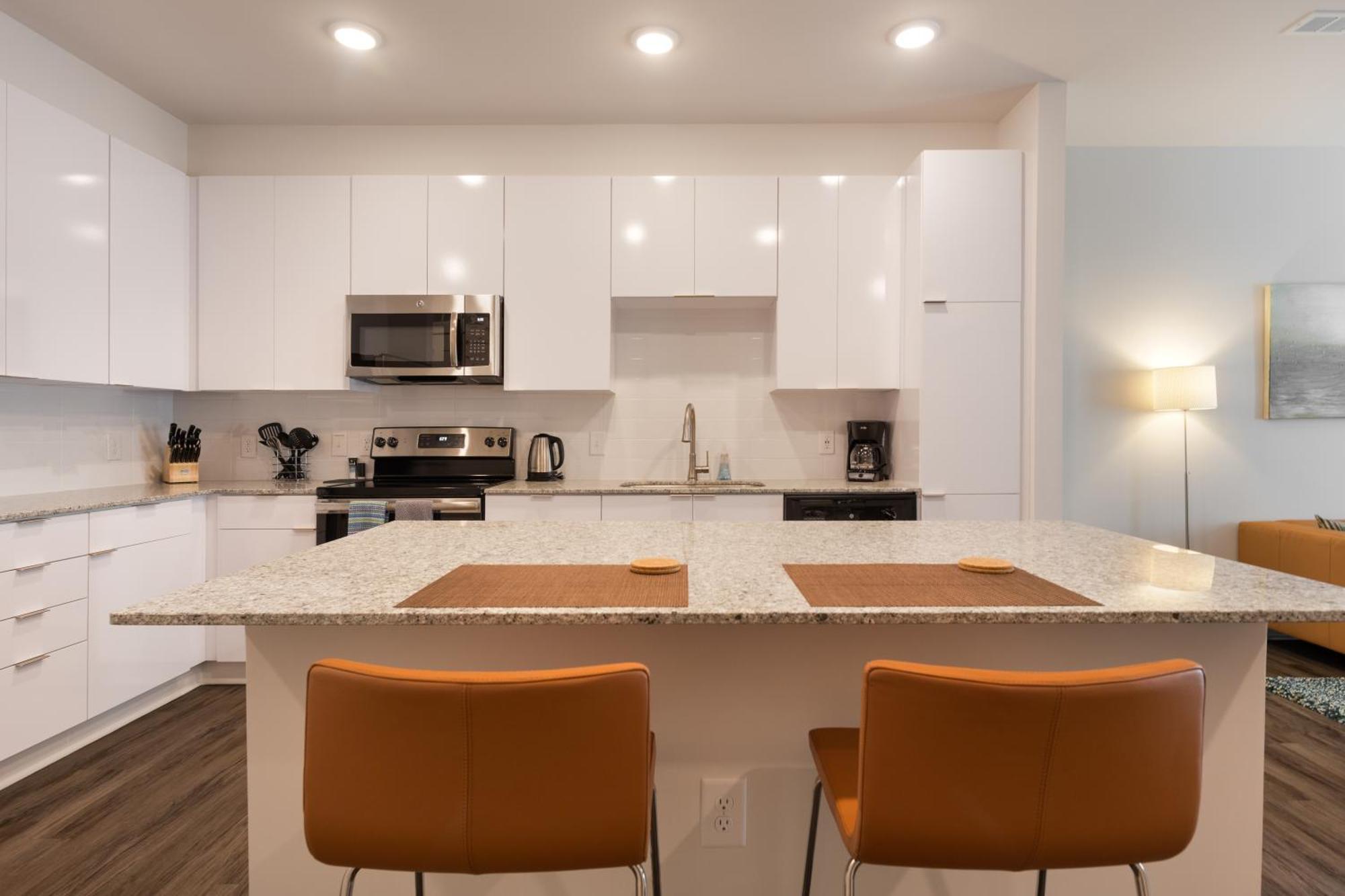 Spectacular Apartments By Bca Furnished Apartments Атланта Номер фото