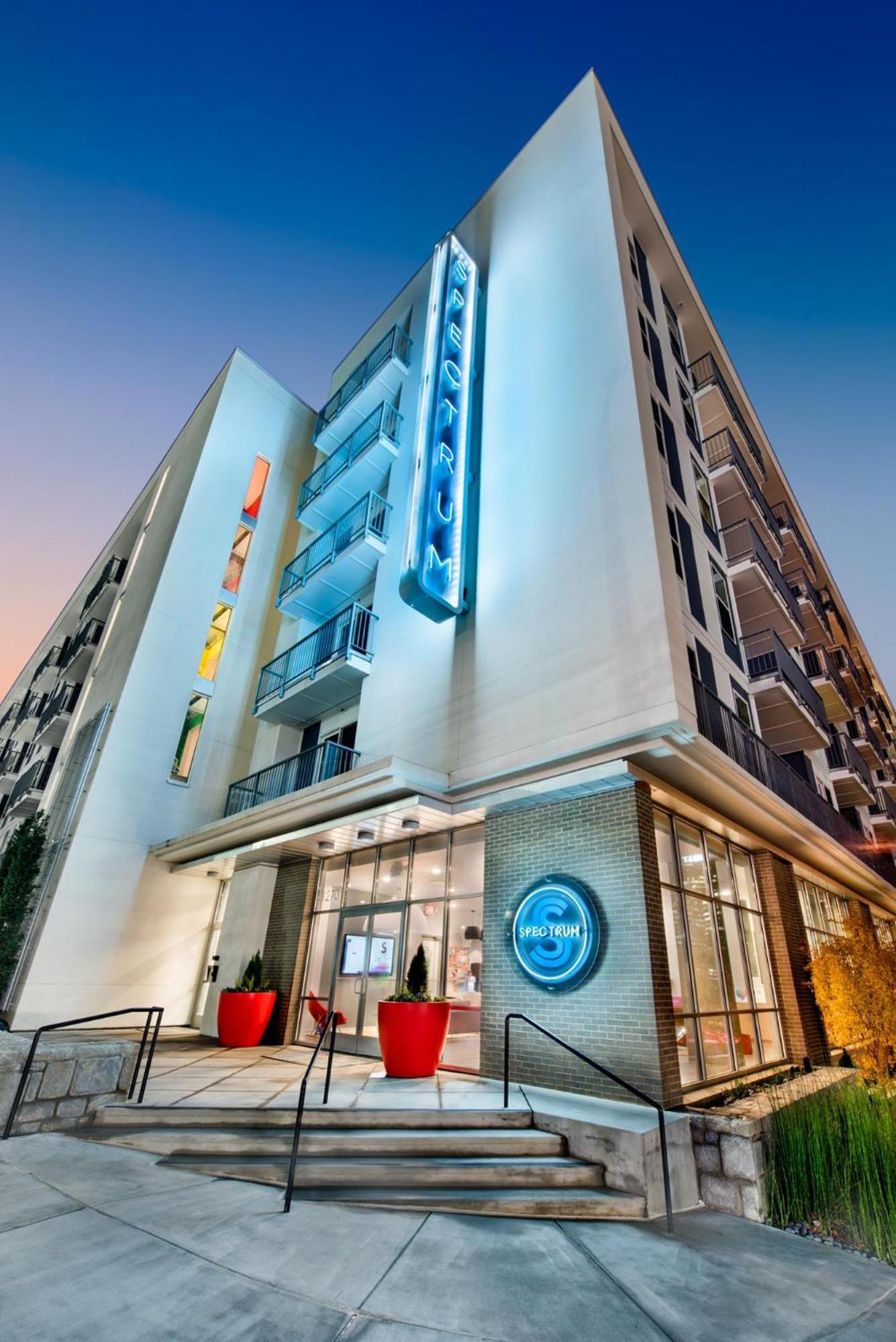 Spectacular Apartments By Bca Furnished Apartments Атланта Номер фото